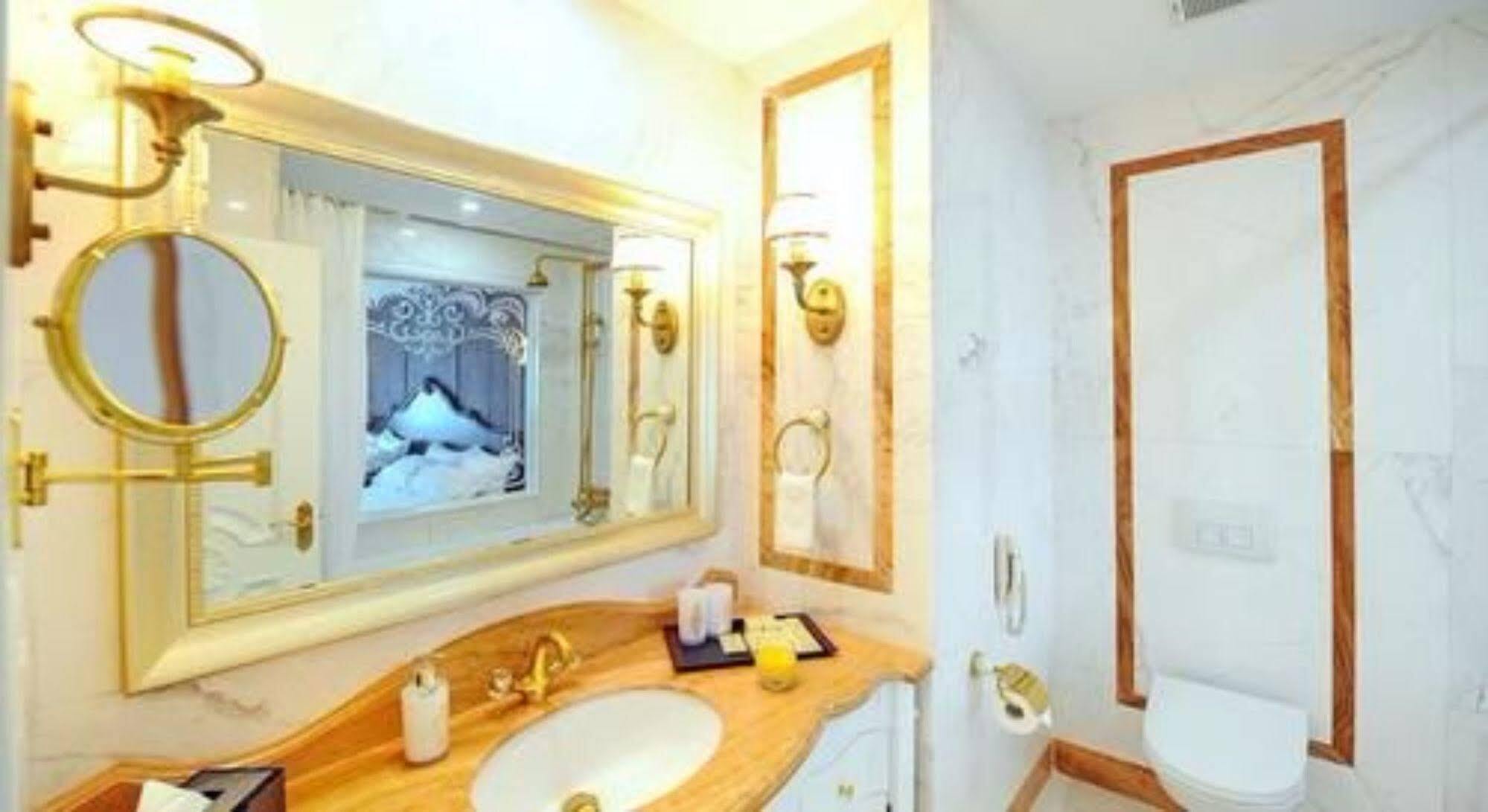 Bishrelt Hotel Уланбатар Екстериор снимка