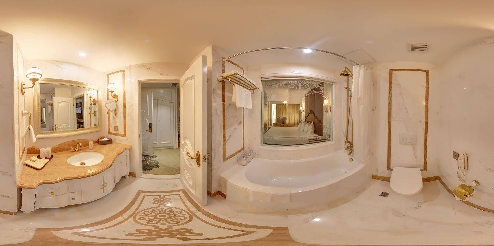 Bishrelt Hotel Уланбатар Екстериор снимка